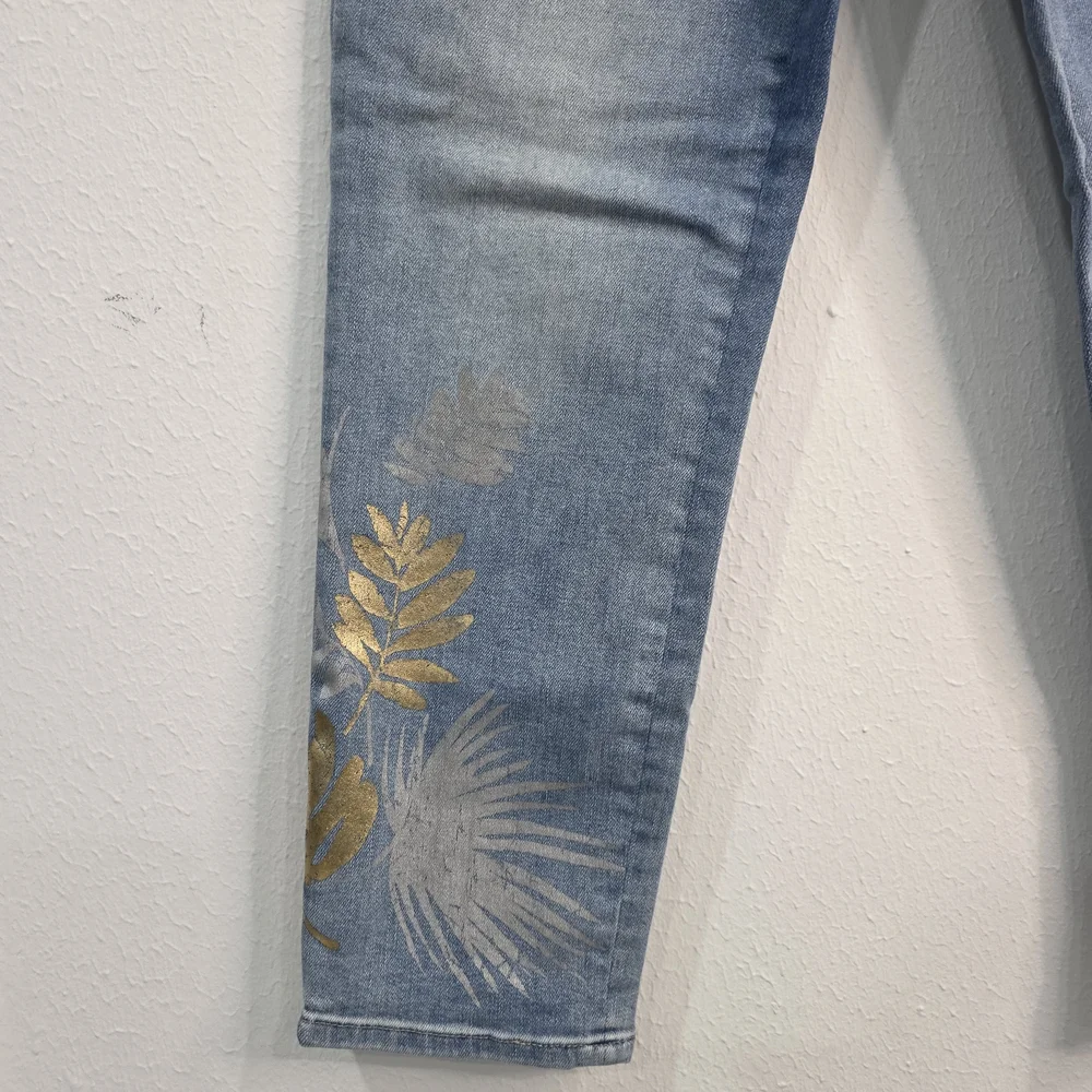 The Slim Crop Jeans Mid Rise - Picture 6 of 10